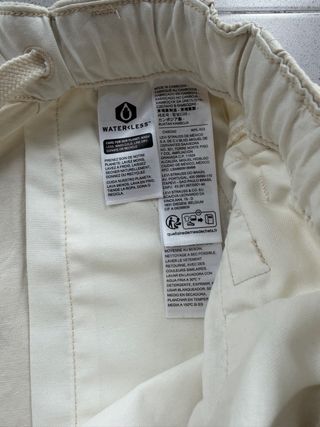 Pantalón corto Levi's beige Talla S