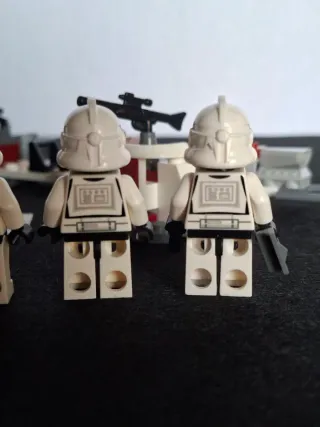 Lego Star Wars 7655 Clone Troopers Battle Pack (1)