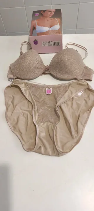 Conjunto Selene Rita 90B Beige Nuevo