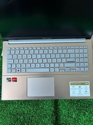 ASUS Vivobook Plata