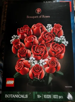 LEGO Bouquet de Rosas 10328.