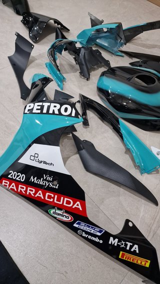 YAMAHA R6R 2008/2016 CARENADO PETRONAS
