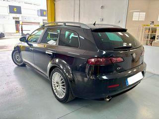 Alfa Romeo 159 2008 2.4 JTDM ti Q4 210cv 6vel