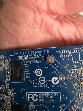 Tarjeta Gráfica AMD Radeon HD 8490 1GB DDR3