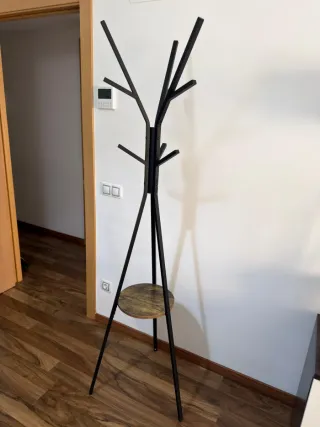 Perchero de pie Negro y Marrón