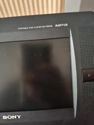 Reproductor DVD Portátil Sony MV-700HR MP3