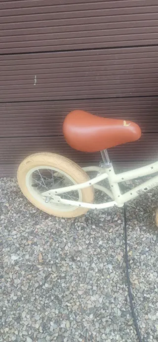 Bicicleta de equilibrio Banwood estrellas