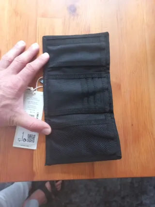 Cartera Adidas Negra