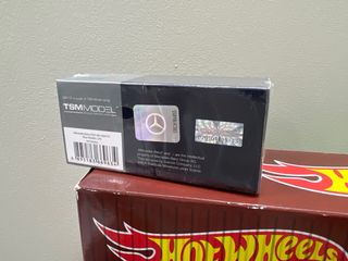 Mini GT Mercedes-Benz EQS 580 4Matic Azul