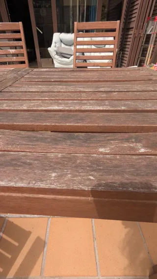 Mesa extensible de madera para jardin