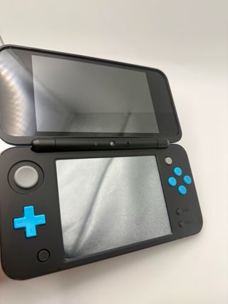 New Nintendo 2DS XL - Nero/Turchese - Cavo Incluso