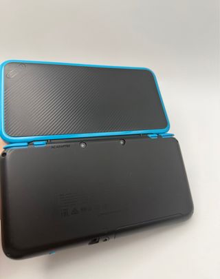 New Nintendo 2DS XL - Nero/Turchese - Cavo Incluso