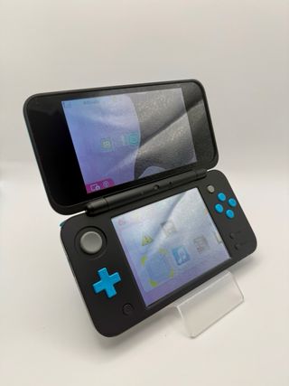 New Nintendo 2DS XL - Nero/Turchese - Cavo Incluso