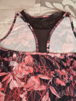Conjunto deportivo mujer naranja y estampado
