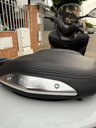 Yamaha XMAX 125 – 2014 – Buen estado