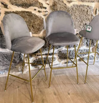 4 Sillas Taburetes Altos Gris con Patas Doradas