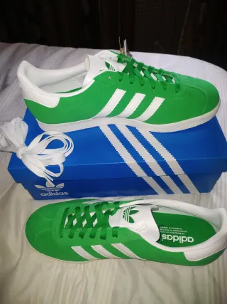 Zapatillas Adidas Gazelle Verdes y Blancas