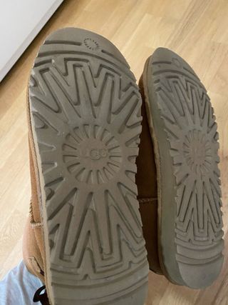 Botas UGG Marrones con Lazos