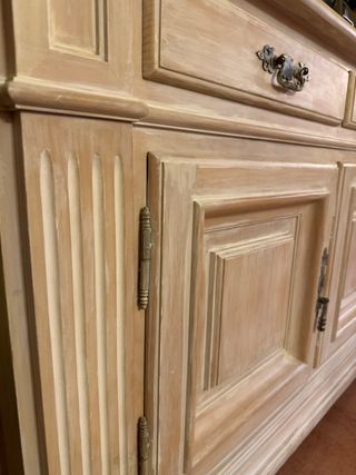 Mueble de salón madera claro