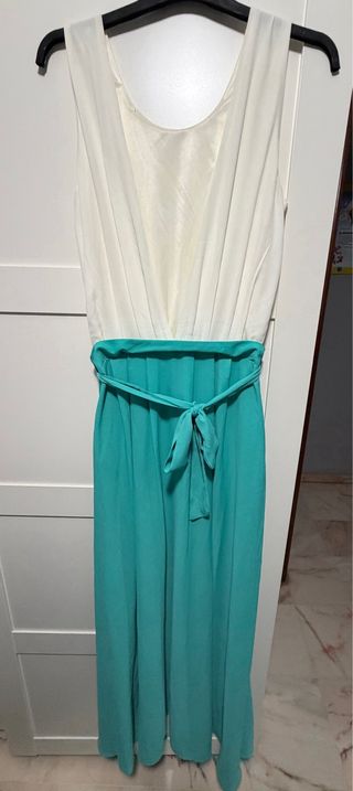 Vestido largo turquesa y blanco con cinturón