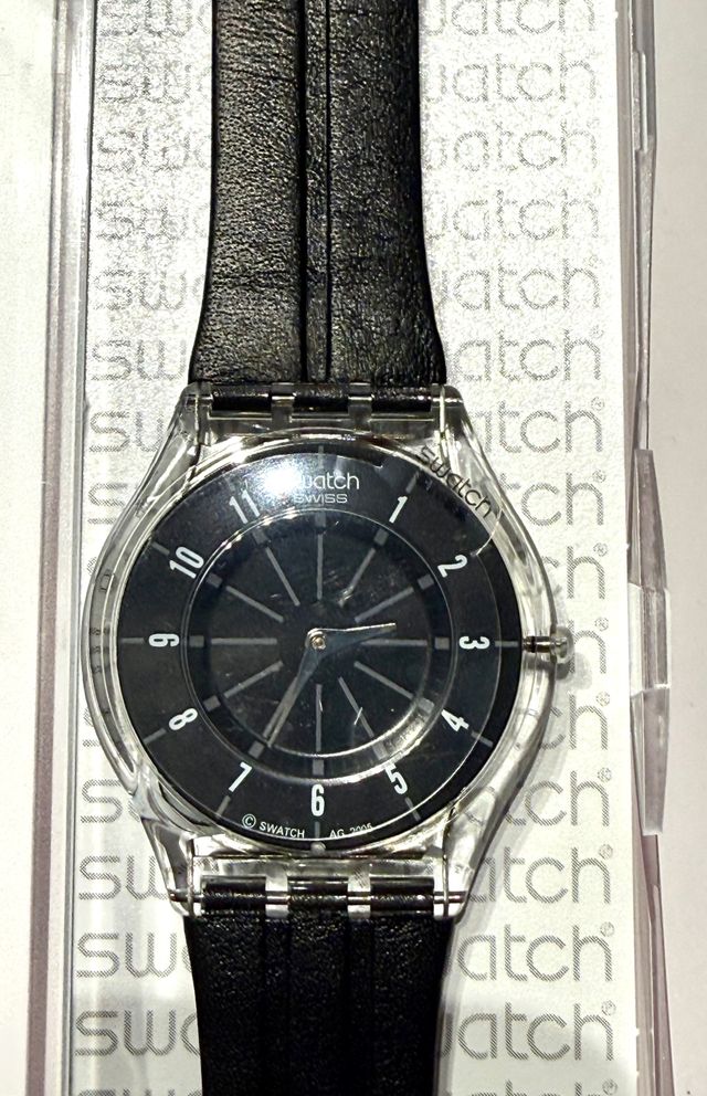 Reloj Swatch SKIN Negro Nuevo