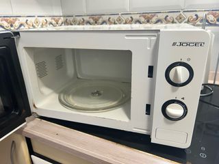 Microondas Jocel Blanco