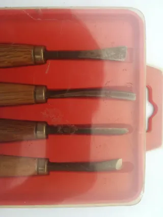 Juego 4 Gubias Talla Madera Mifer Ref. 440