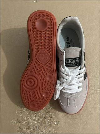 Adidas Handball Spezial Gris/Rojo Talla 38