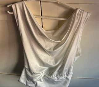 2 Tops Blanco y Marrón Sin Estrenar