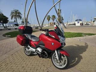 BMW R 1200 RT Roja y Negra