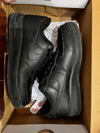 Nike Air Force 1 Negras