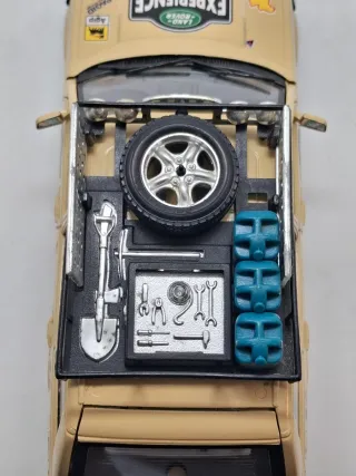 Land Rover Range tour experienceBburago 1:25.Vinta