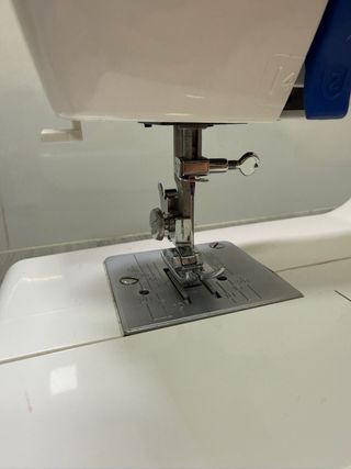 Máquina de coser, funciona!! ULTIMOS DIAS MUDANZA!