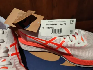 Asics Magic Speed 3 Talla 40 2/3