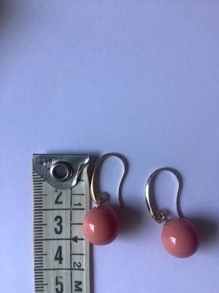 Orecchini design perla corallo rosa