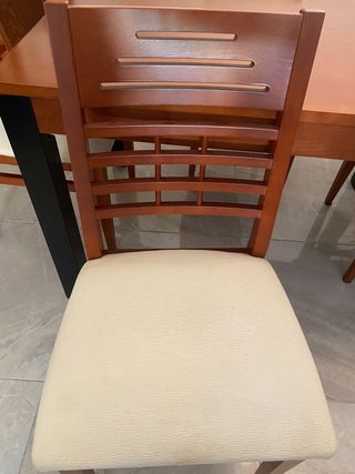 Mesa comedor extensible con 4 sillas
