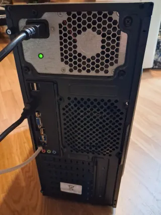 Pc i3 con usb 3.0 y hdmi. Caja nueva con precintos