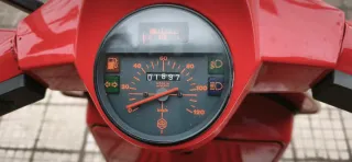 Vespa PX 200 Roja - Restaurada Profesional