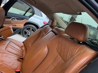 BMW Serie 7 2016 inundado