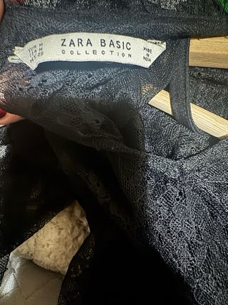 Vestido negro encaje y pedrería