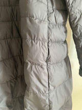 Plumífero Uniqlo Gris Largo