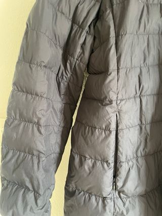 Plumífero Uniqlo Gris Largo