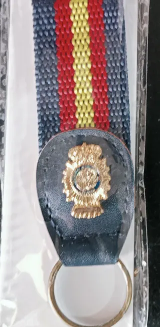 Set Policía Nac.: Llavero, Bolí, Pin Pulsera Polié