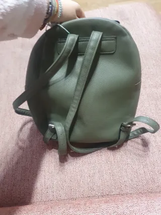 Mochila Verde Stradivarius