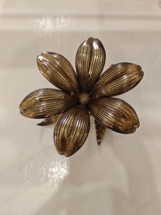 CENICERO VINTAGE EN FORMA DE FLOR DE LOTO DE BRONC
