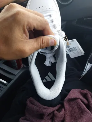 Zapatilla Adidas COURTBLOCK Blanca T44