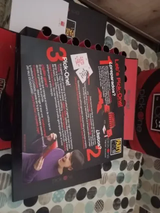 Juego de mesa Party & Co Pick One