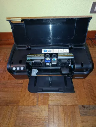 Impresora HP Deskjet D2460.