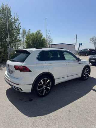 VW Tiguan R-Line 2.0TDi 150cv automatico
