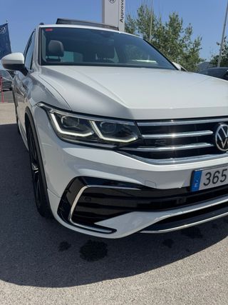 VW Tiguan R-Line 2.0TDi 150cv automatico